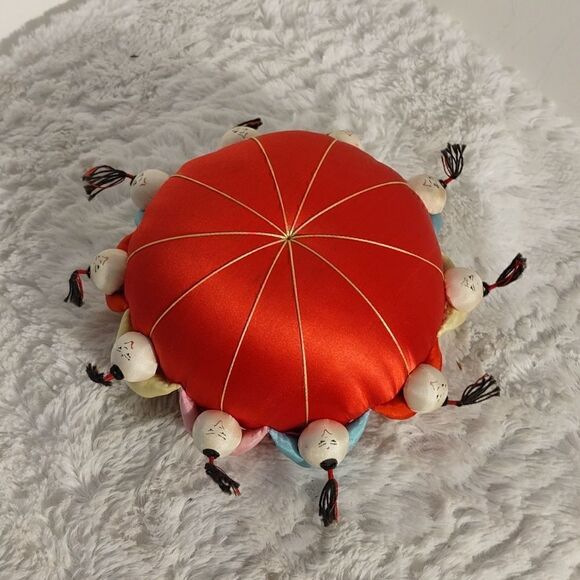 Vtg. Oriental Pin Cushion  - Picture 5 of 5